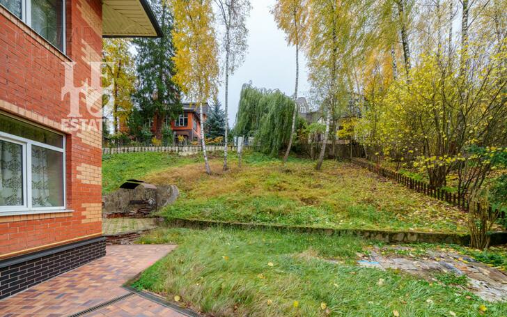 2-этажный коттедж 440.2 м² с отделкой