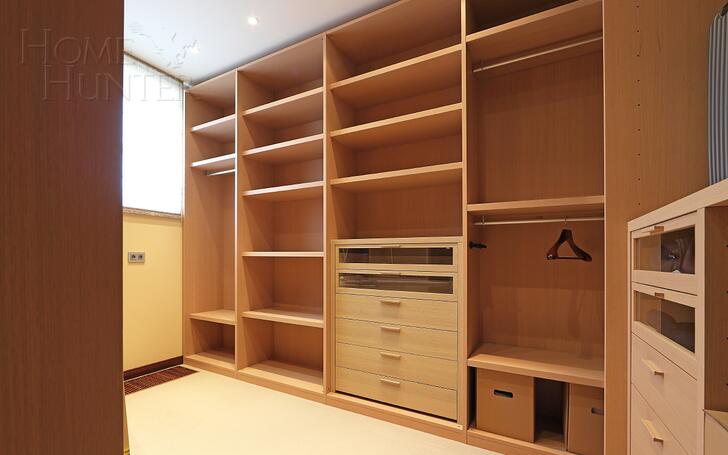 4-КОМН. КВАРТИРА С ОТДЕЛКОЙ 211.6 М² НА 7 ЭТАЖЕ