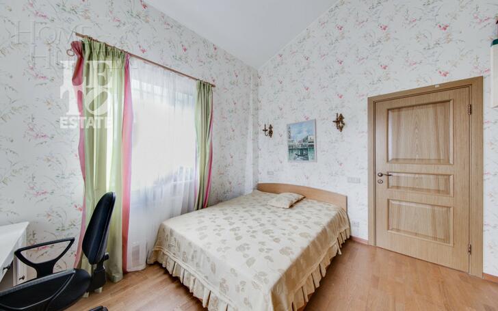 3-этажный коттедж 553.6 м² с отделкой