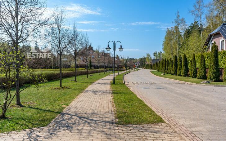 2-этажный коттедж 1 556 м² с отделкой