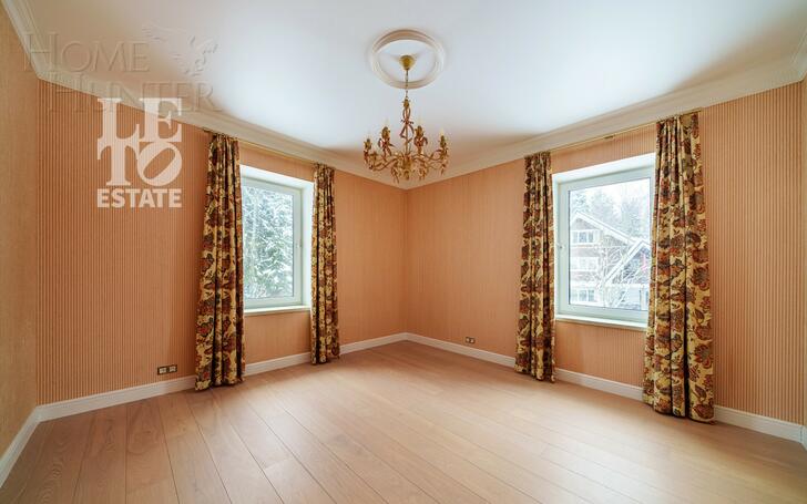 3-этажный коттедж 600 м² с отделкой