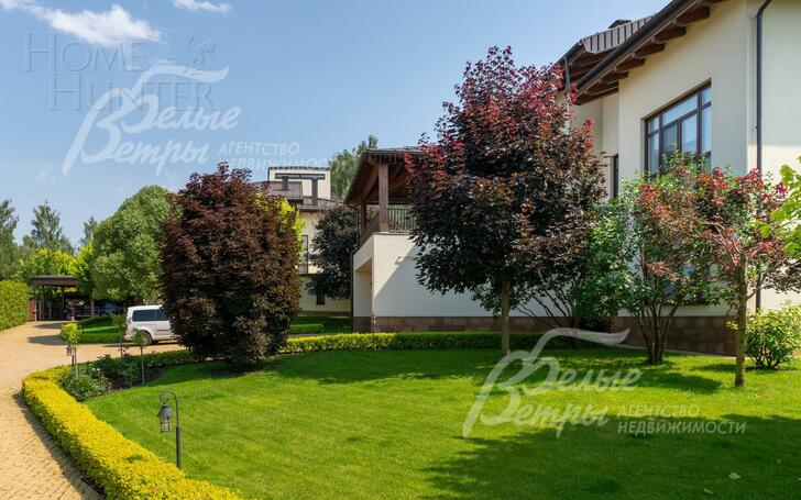 2-этажный коттедж 2 200 м² с отделкой
