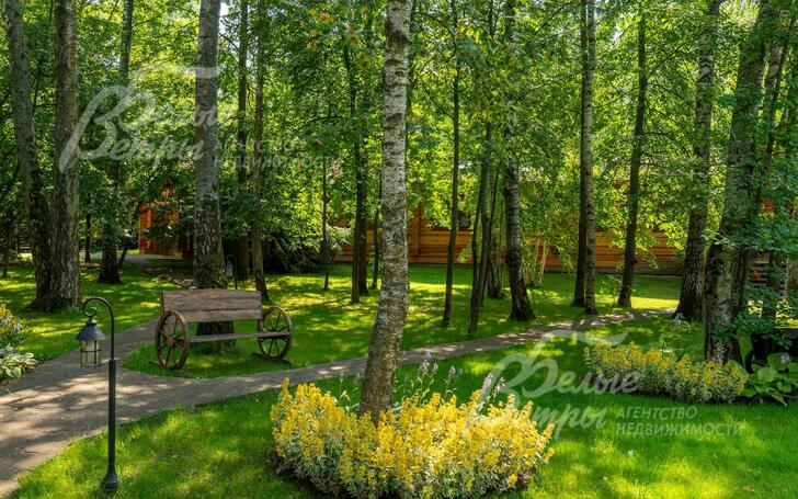 2-этажный коттедж 2 200 м² с отделкой