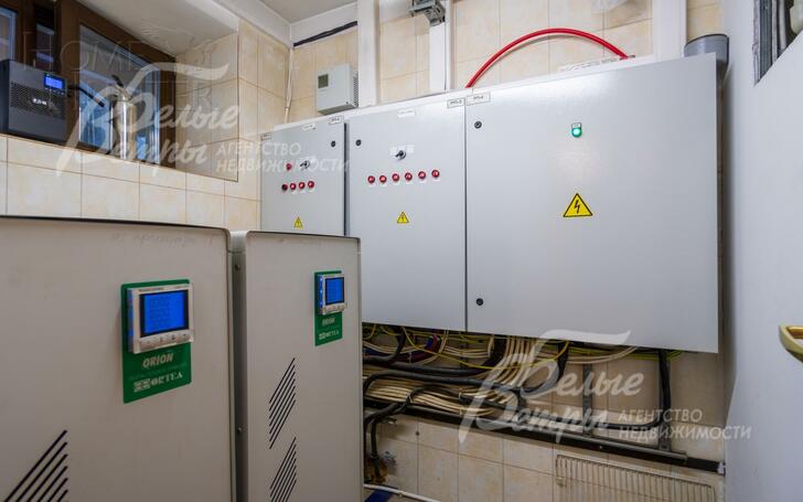 2-этажный коттедж 2 200 м² с отделкой