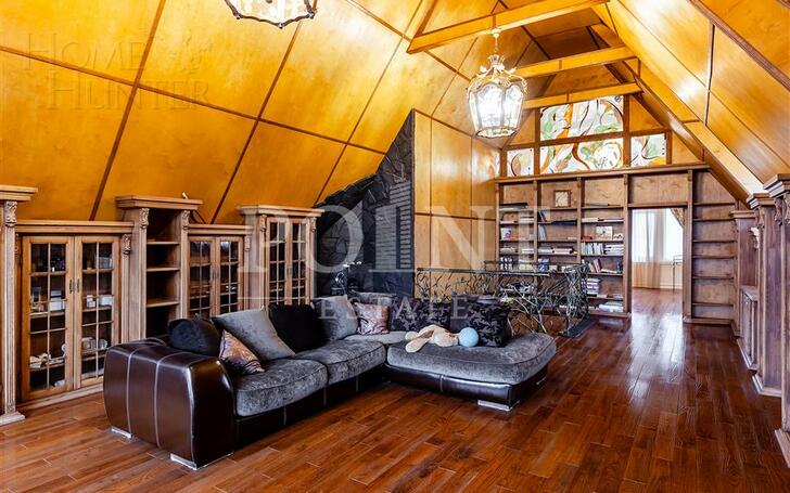 2-этажный коттедж 1 150 м² с отделкой