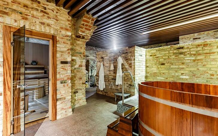 2-этажный коттедж 1 150 м² с отделкой
