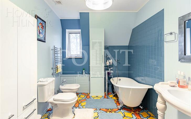 2-этажный коттедж 1 150 м² с отделкой