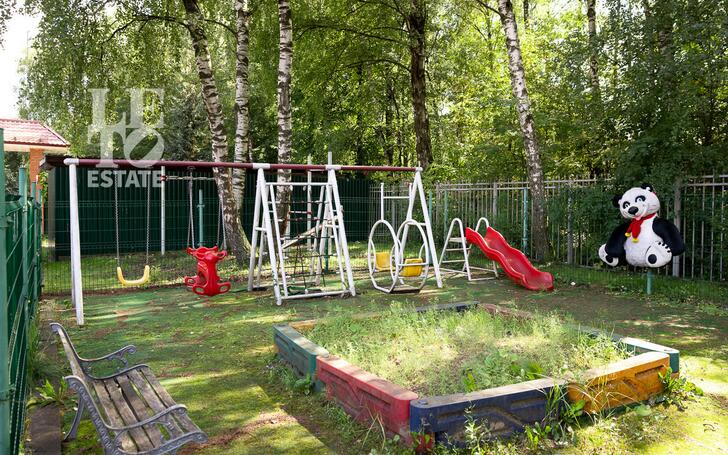 2-этажный коттедж 637 м² с отделкой