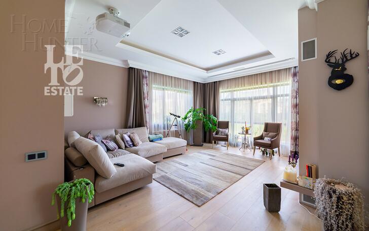 2-этажный коттедж 284.9 м² с отделкой