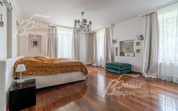2-этажный коттедж 490 м² с отделкой