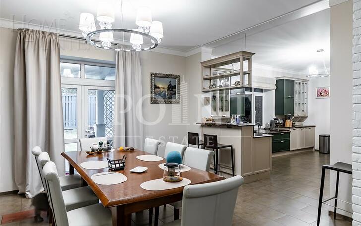 2-этажный коттедж 1 150 м² с отделкой