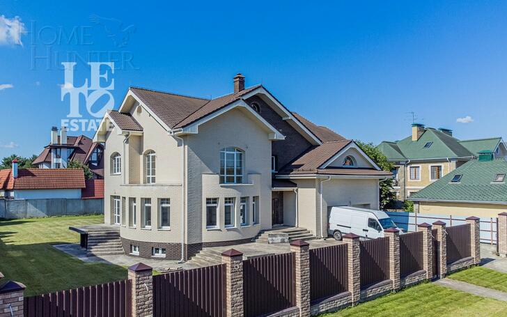 2-этажный коттедж 850 м² без отделки