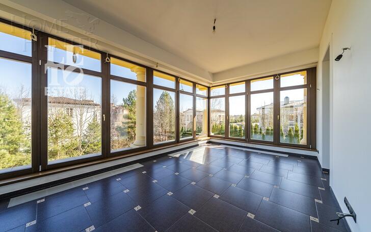 2-этажный коттедж 800 м² с отделкой