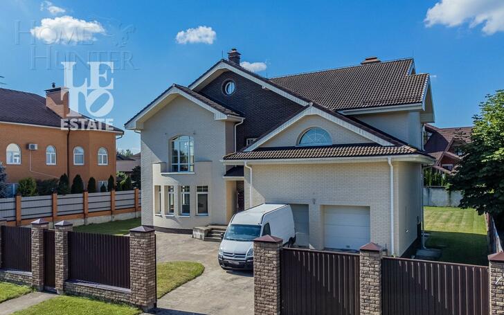 2-этажный коттедж 850 м² без отделки