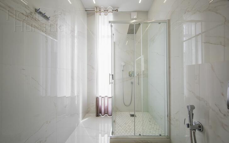 2-этажный коттедж 300 м² с отделкой