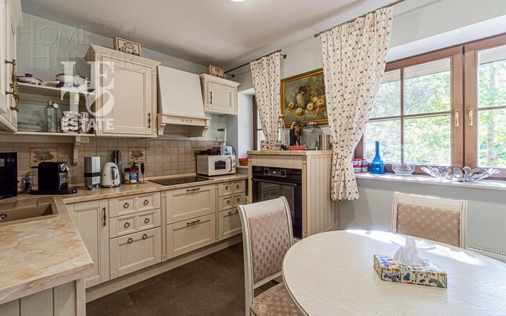 2-этажный коттедж 1 272.6 м² без отделки