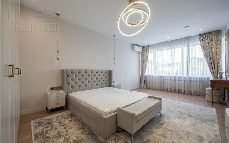 2-этажный коттедж 300 м² с отделкой
