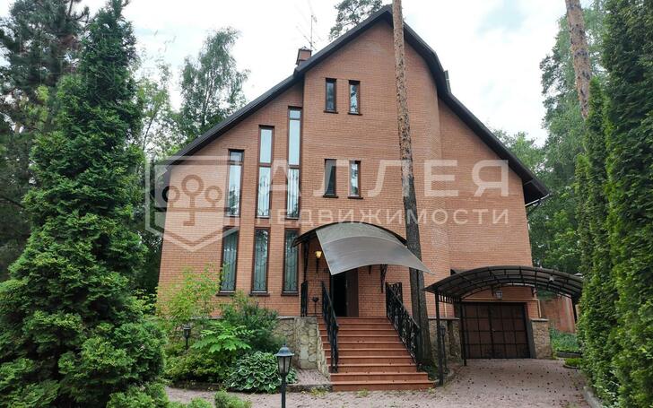 2-этажный коттедж 400 м² с отделкой