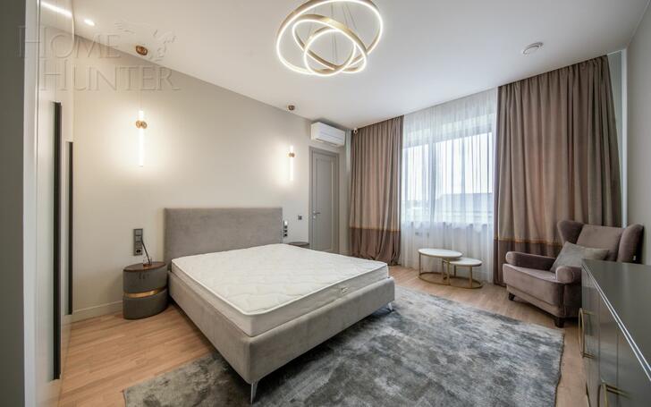 2-этажный коттедж 300 м² с отделкой