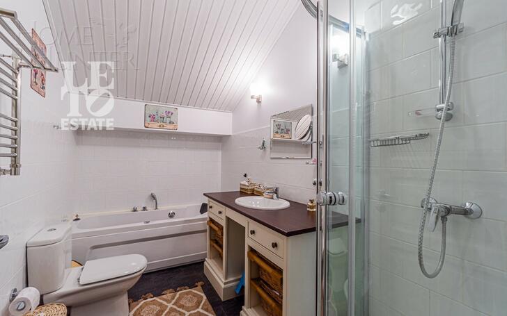 2-этажный коттедж 1 272.6 м² без отделки