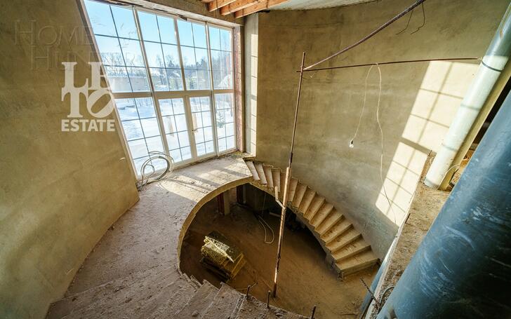 2-этажный коттедж 921 м² без отделки
