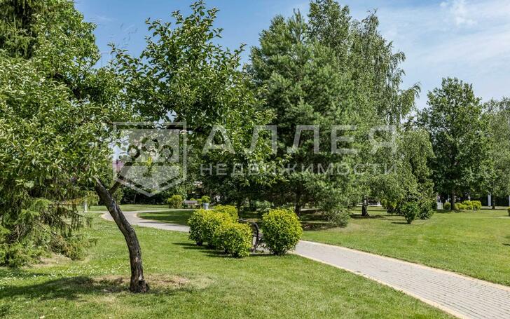 2-этажный коттедж 280 м² без отделки