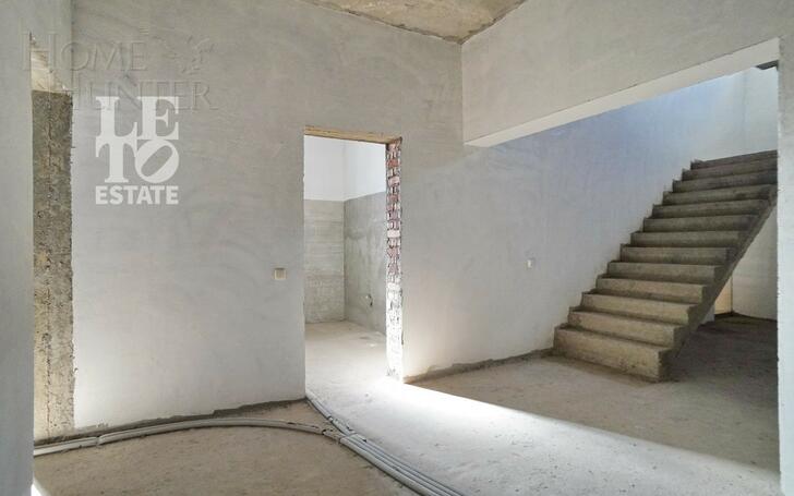 2-этажный коттедж 850 м² без отделки