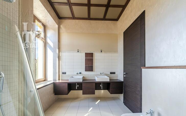 2-этажный коттедж 800 м² с отделкой