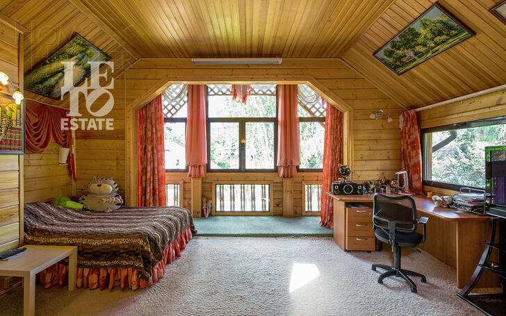 3-этажный коттедж 310 м² с отделкой