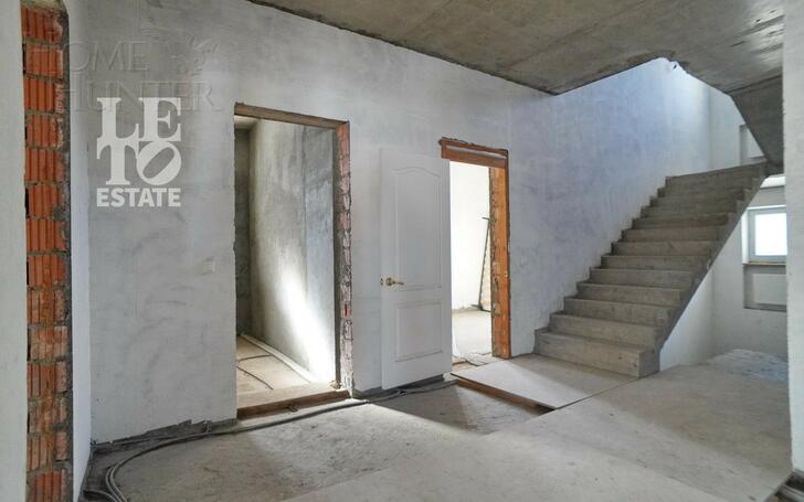 2-этажный коттедж 850 м² без отделки
