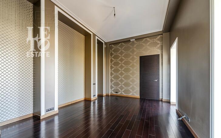 2-этажный коттедж 800 м² с отделкой