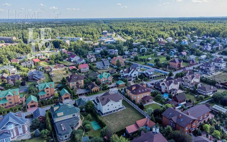 2-этажный коттедж 850 м² без отделки