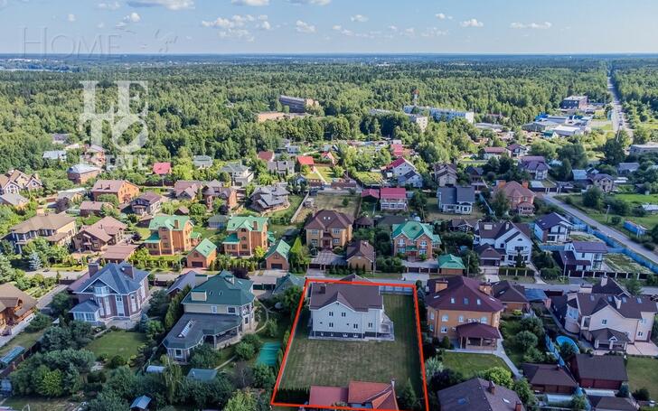 2-этажный коттедж 850 м² без отделки
