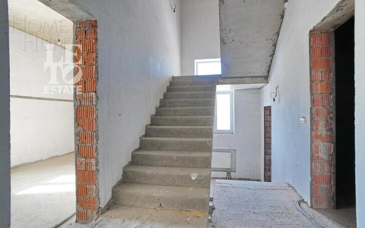 2-этажный коттедж 850 м² без отделки
