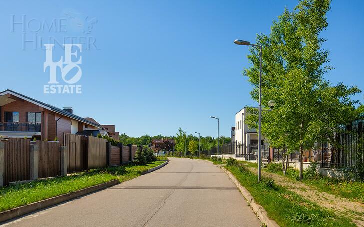 2-этажный коттедж 921 м² без отделки