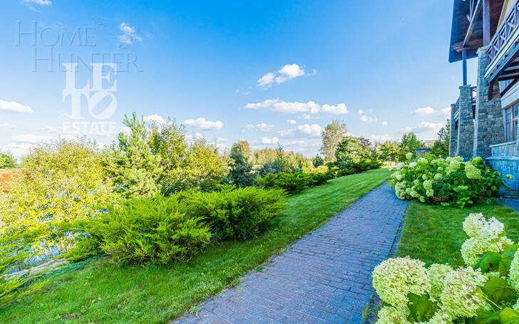2-этажный коттедж 1 272.6 м² без отделки