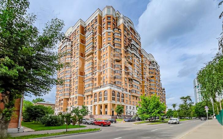 5-КОМН. КВАРТИРА С ОТДЕЛКОЙ 180.8 М² НА 9 ЭТАЖЕ