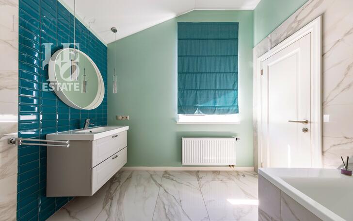 3-этажный коттедж 480 м² с отделкой