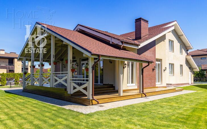 3-этажный коттедж 480 м² с отделкой