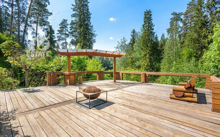 2-этажный коттедж 400 м² с отделкой