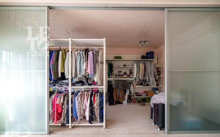 3-этажный коттедж 640 м² с отделкой
