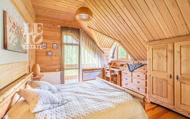 2-этажный коттедж 400 м² с отделкой