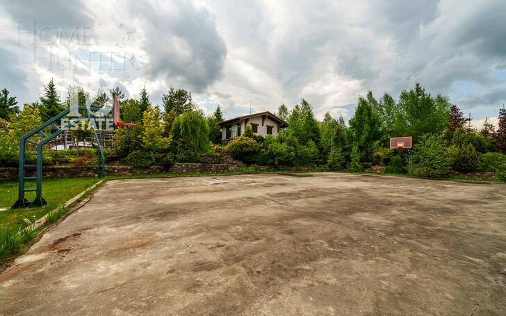 3-этажный коттедж 2 270 м² без отделки