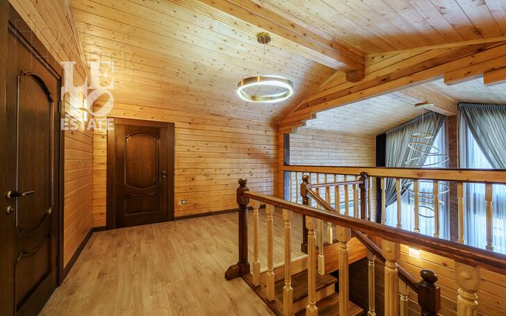 2-этажный коттедж 400 м² с отделкой