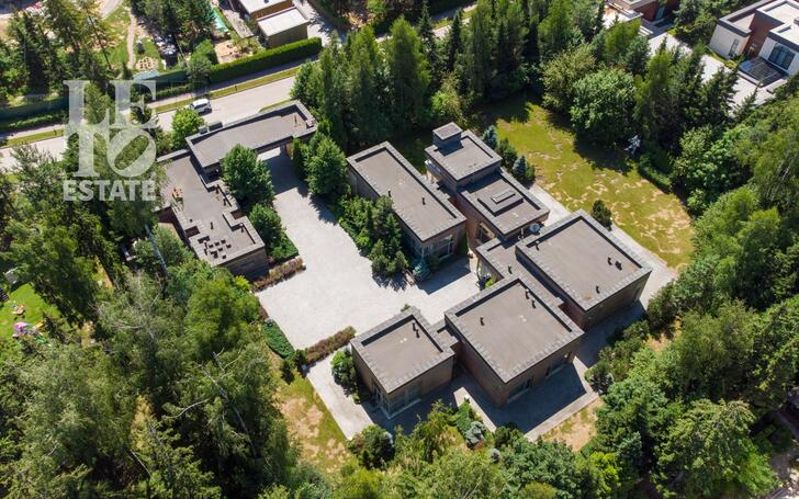 1-этажный коттедж 650 м² с отделкой
