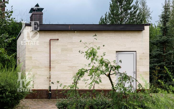 3-этажный коттедж 1 445 м² без отделки
