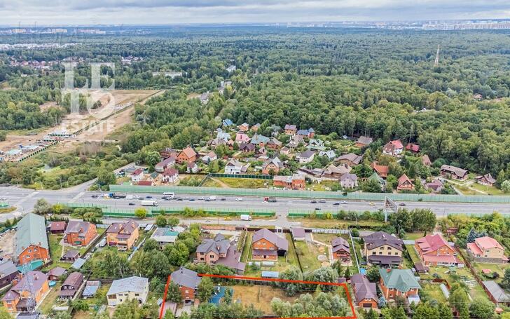 2-этажный коттедж 412.6 м² с отделкой