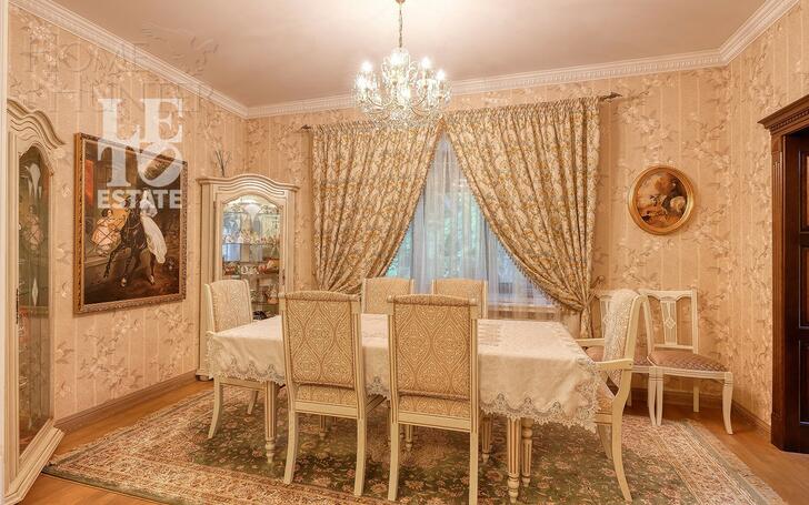 2-этажный коттедж 650 м² с отделкой