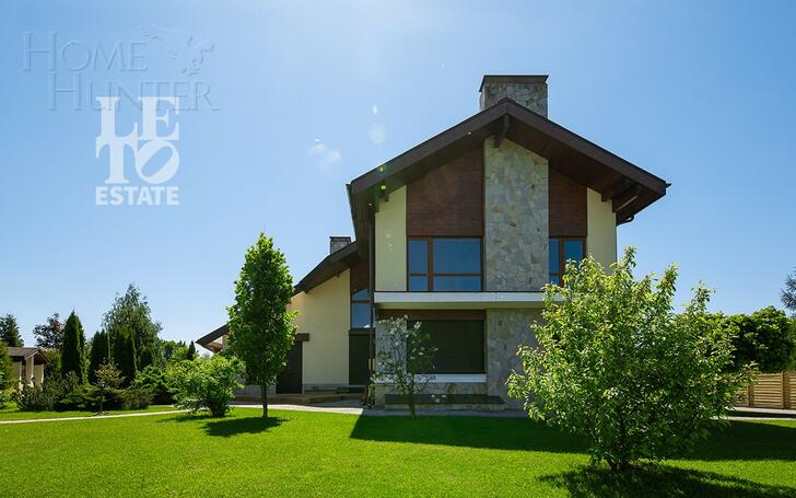 2-этажный коттедж 962.1 м² без отделки