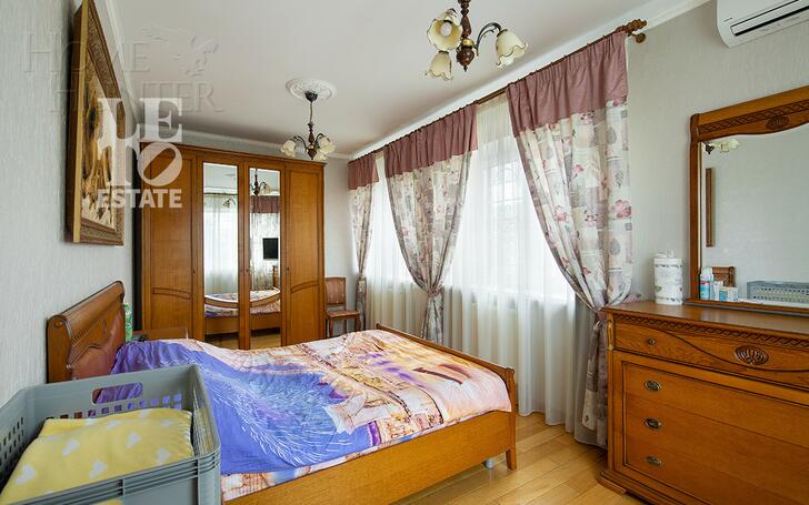 2-этажный коттедж 500 м² с отделкой